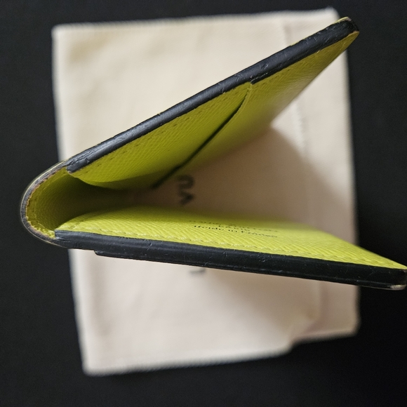 Louis Vuitton Taigarama Pocket Organizer NM Yellow - Picture 6 of 12